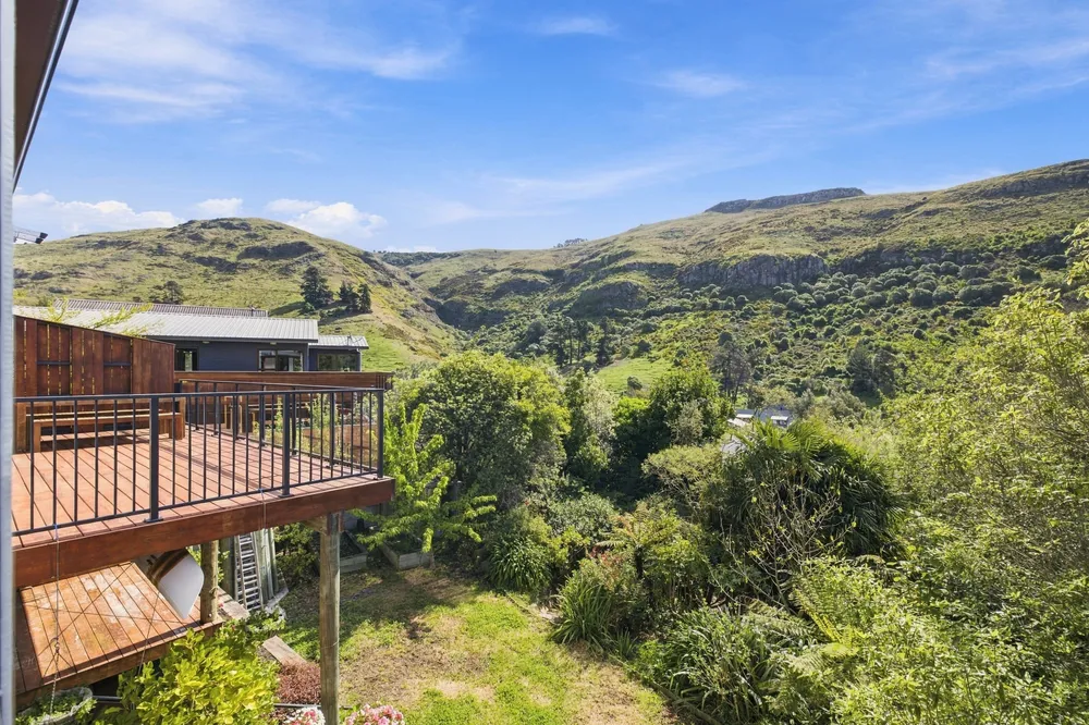 Photos of 137 Sumnervale Drive