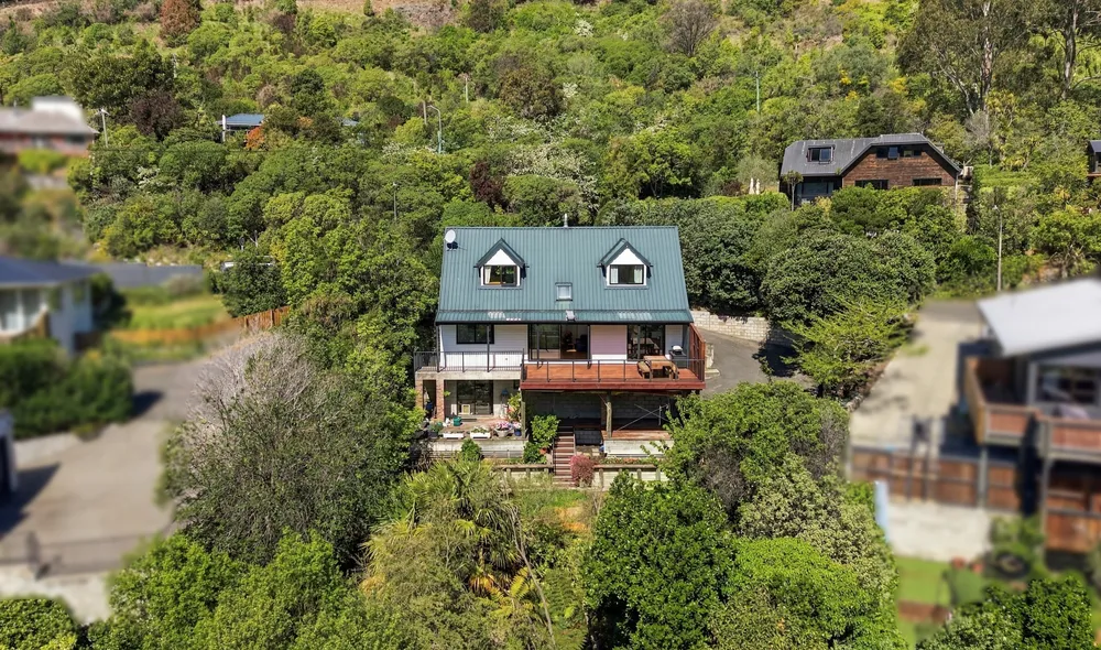 Photos of 137 Sumnervale Drive