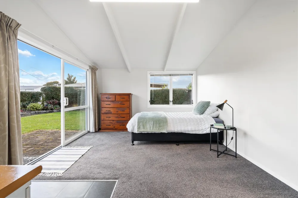 Photos of 31 Korau Road