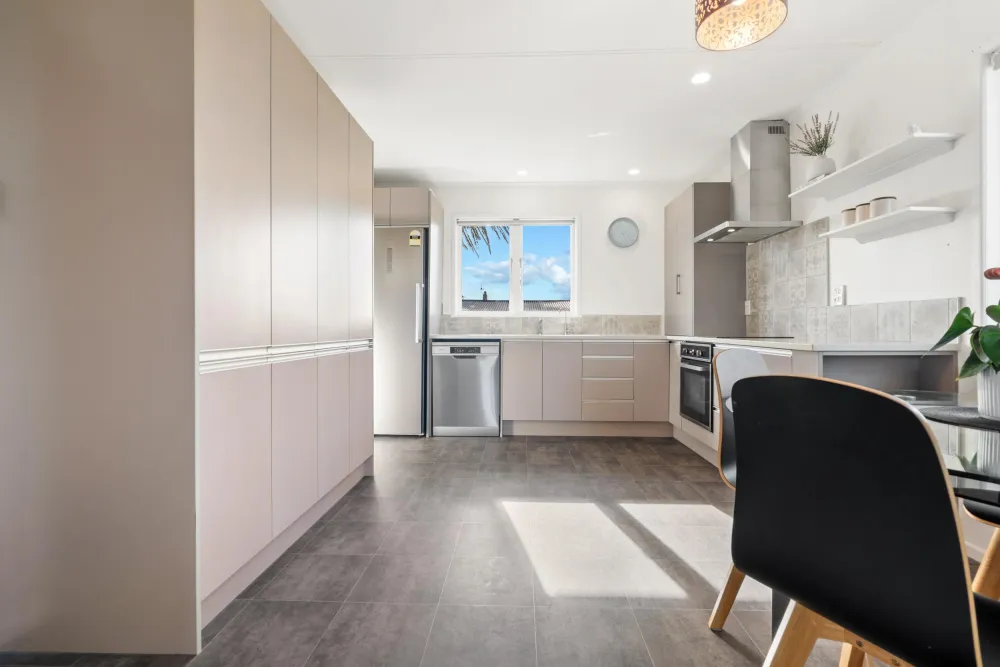Photos of 31 Korau Road