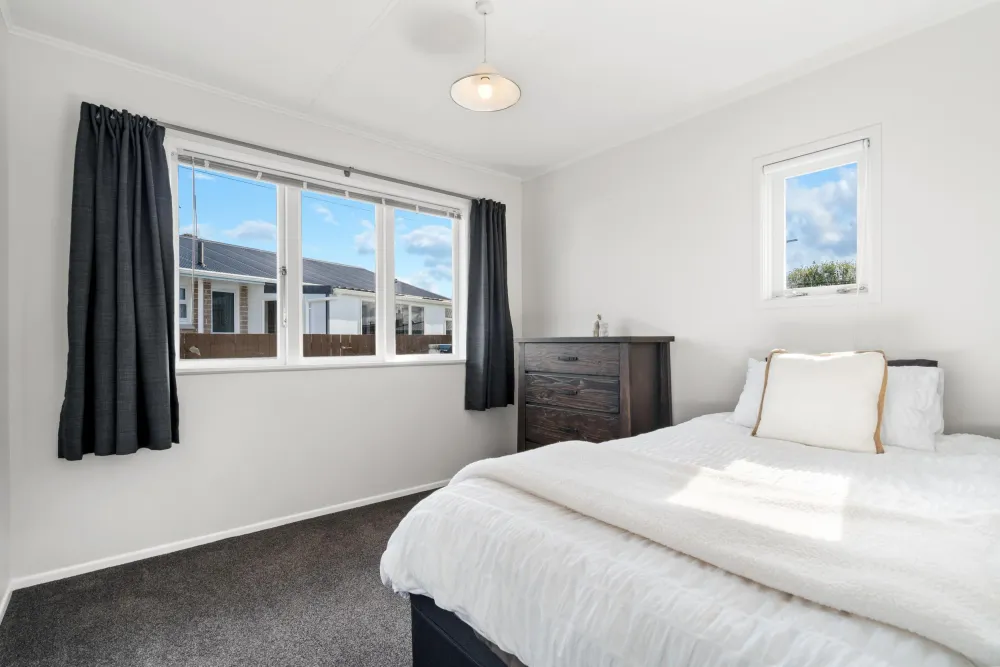 Photos of 31 Korau Road