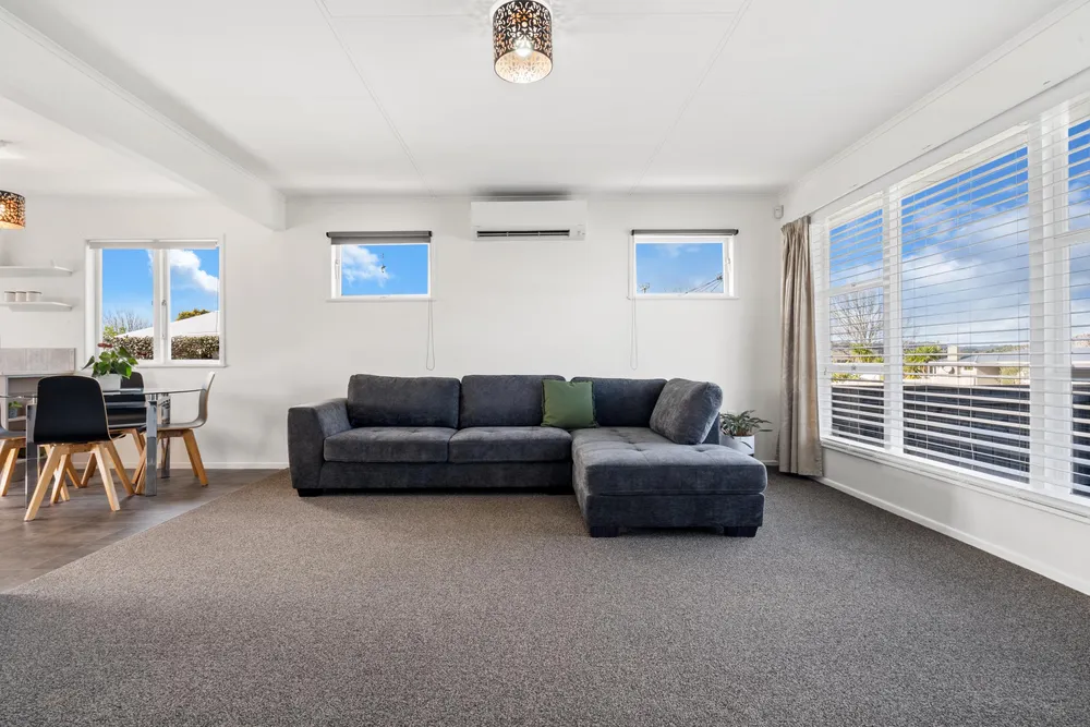 Photos of 31 Korau Road