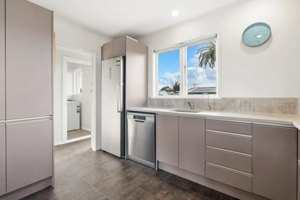 Photos of 31 Korau Road