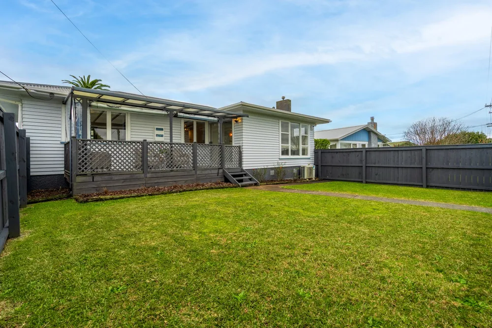 Photos of 31 Korau Road