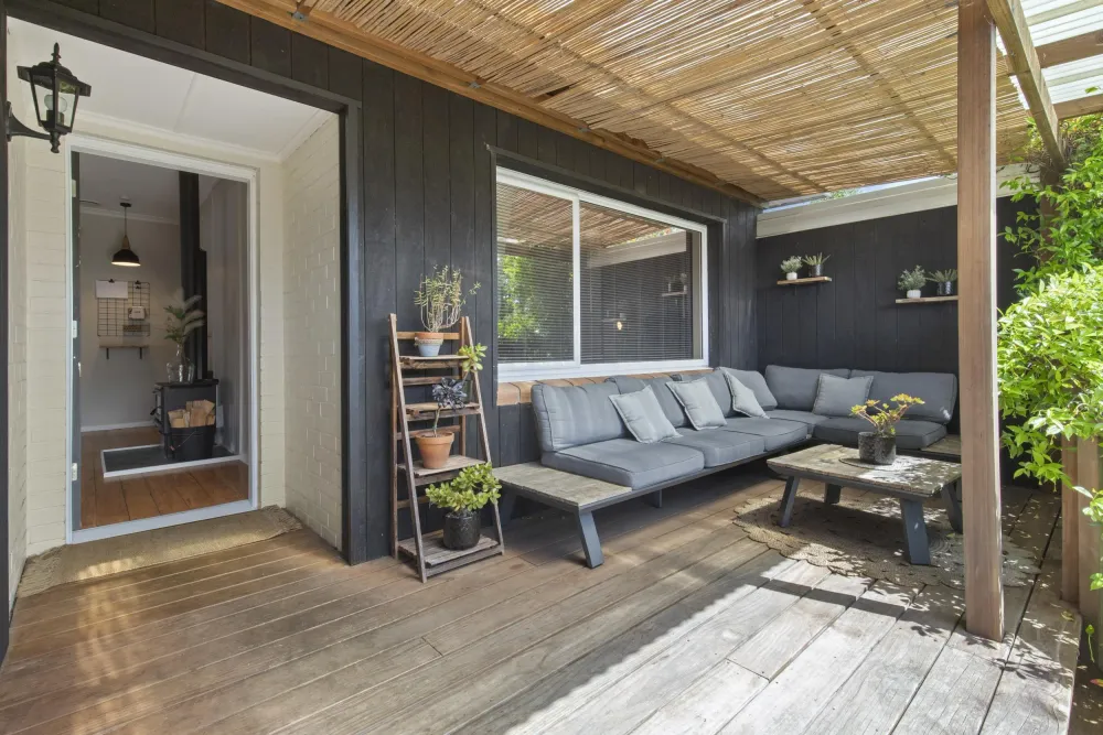 Photos of 158A Kitchener Road
