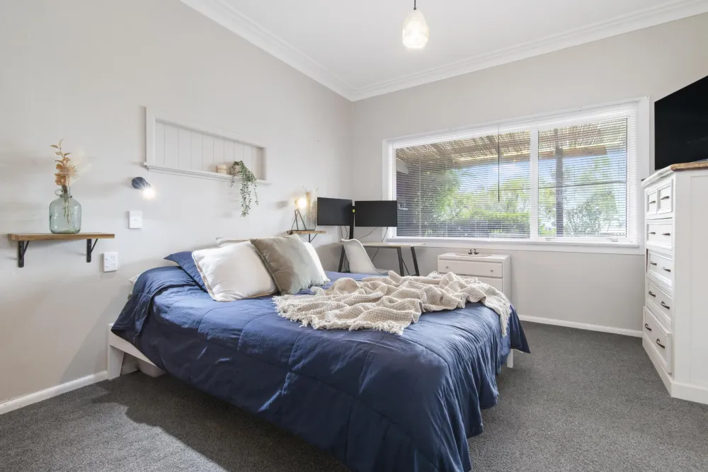 Photos of 158A Kitchener Road