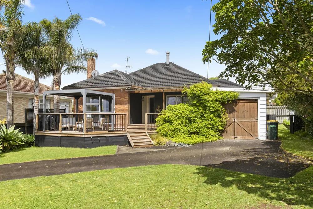 Photos of 158A Kitchener Road