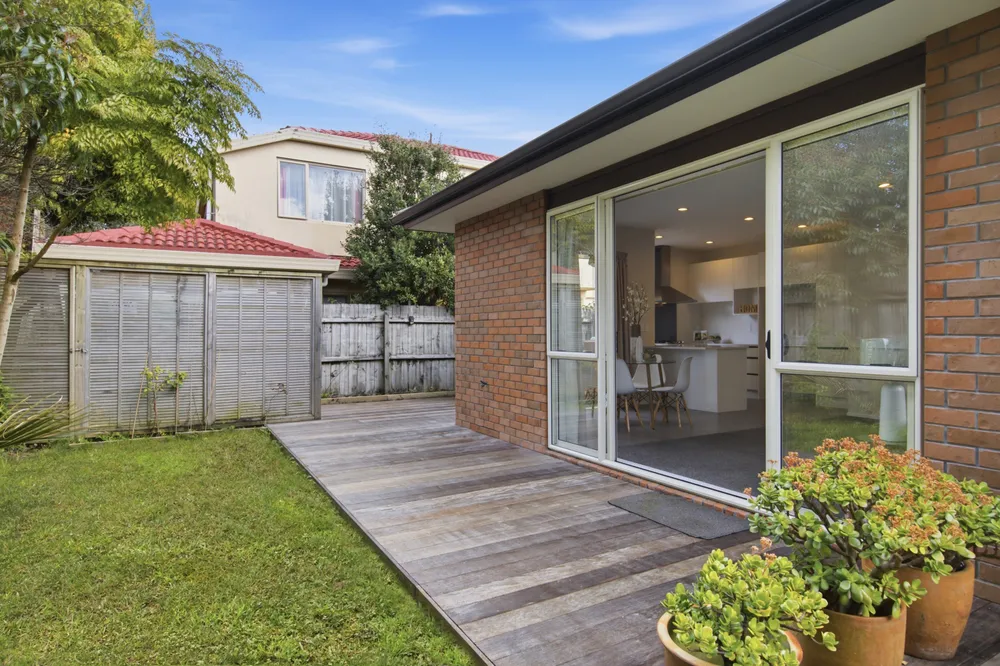 Photos of 24 Hardley Avenue