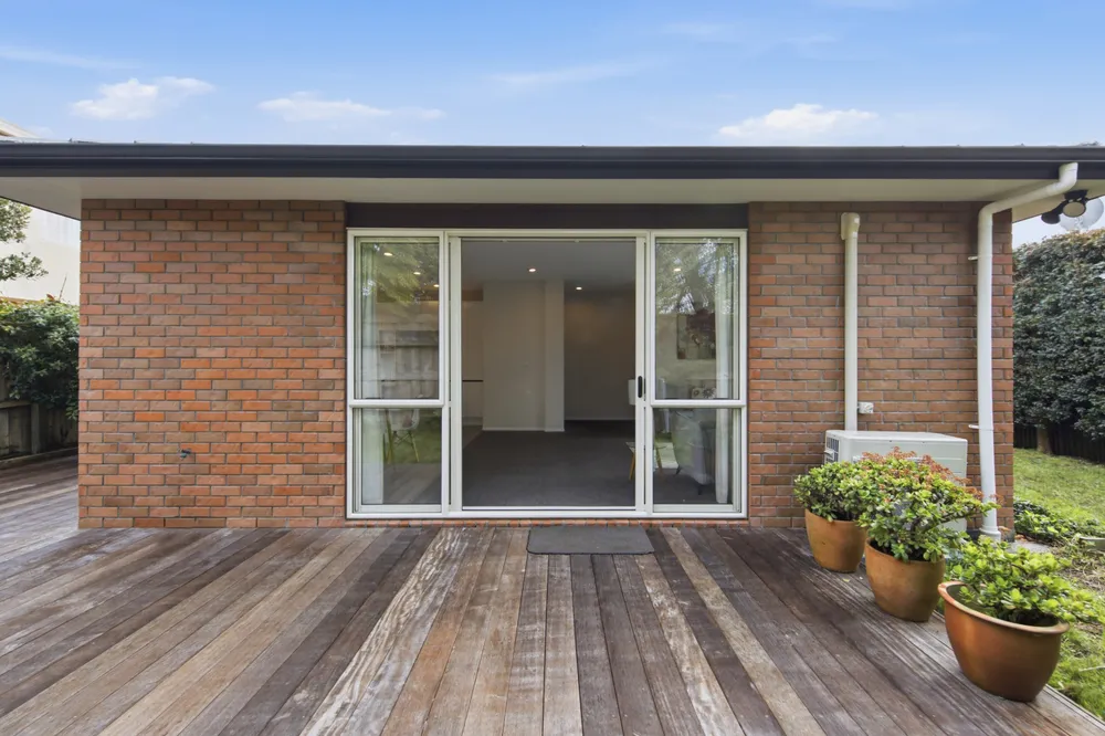 Photos of 24 Hardley Avenue