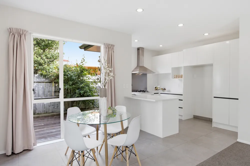 Photos of 24 Hardley Avenue
