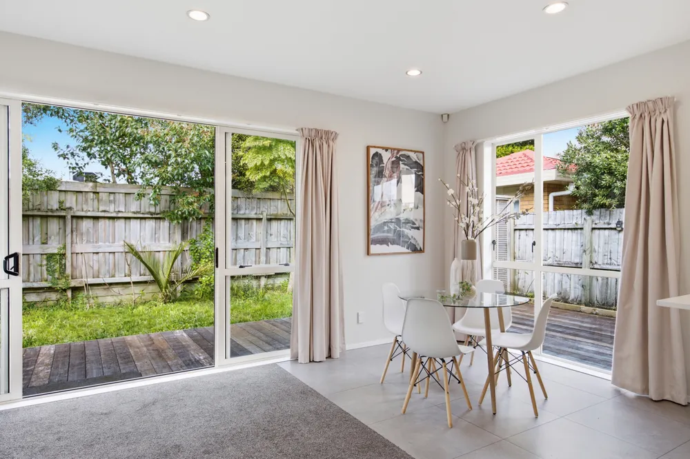 Photos of 24 Hardley Avenue