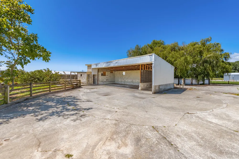 Photos of 112 Vickerman Street