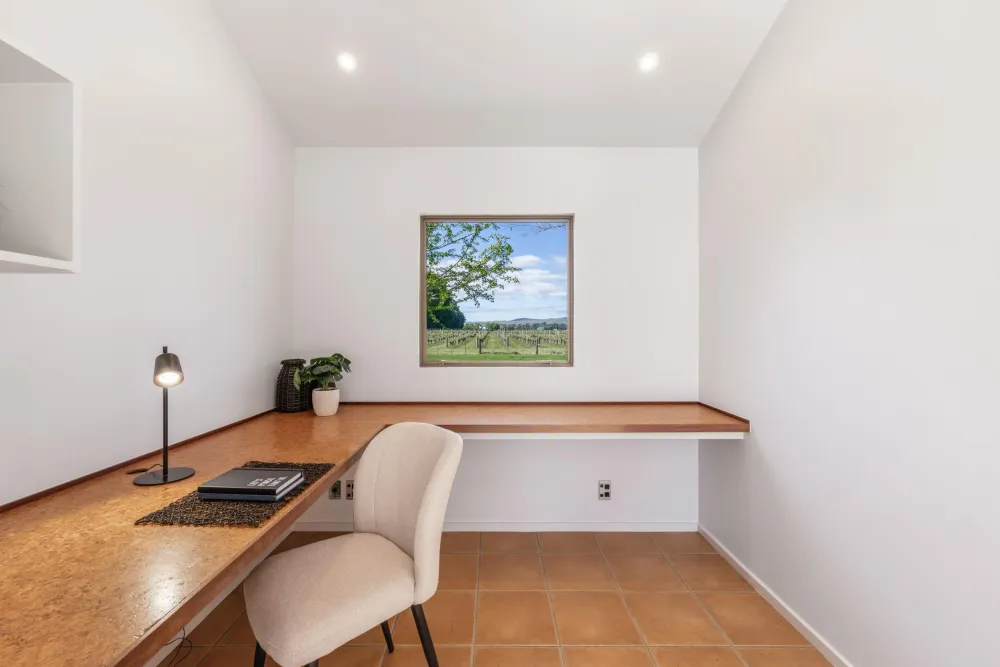 Photos of 112 Vickerman Street