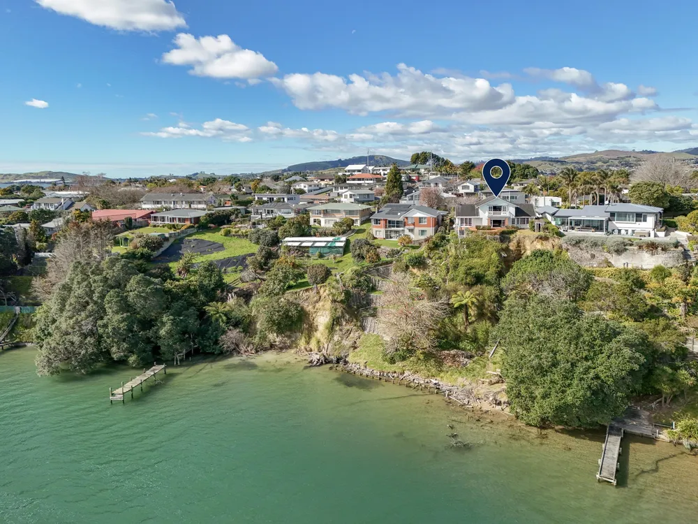 Photos of 330 Maungatapu Road
