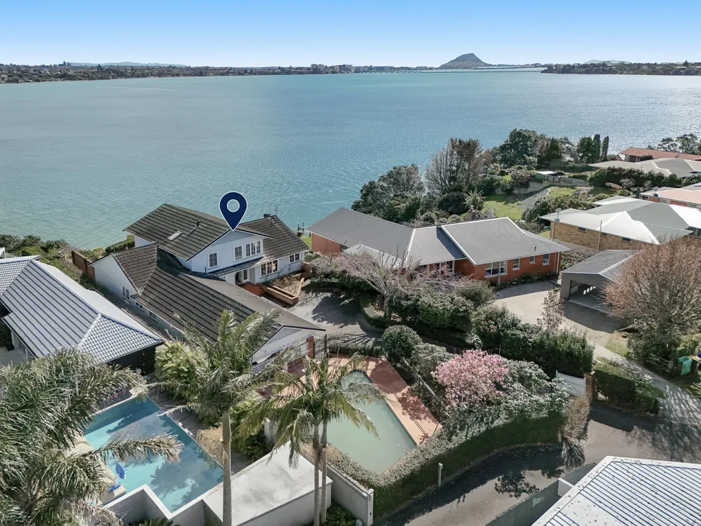 Photos of 330 Maungatapu Road
