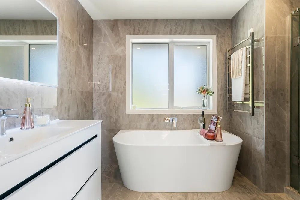 Photos of 1158C New North Road