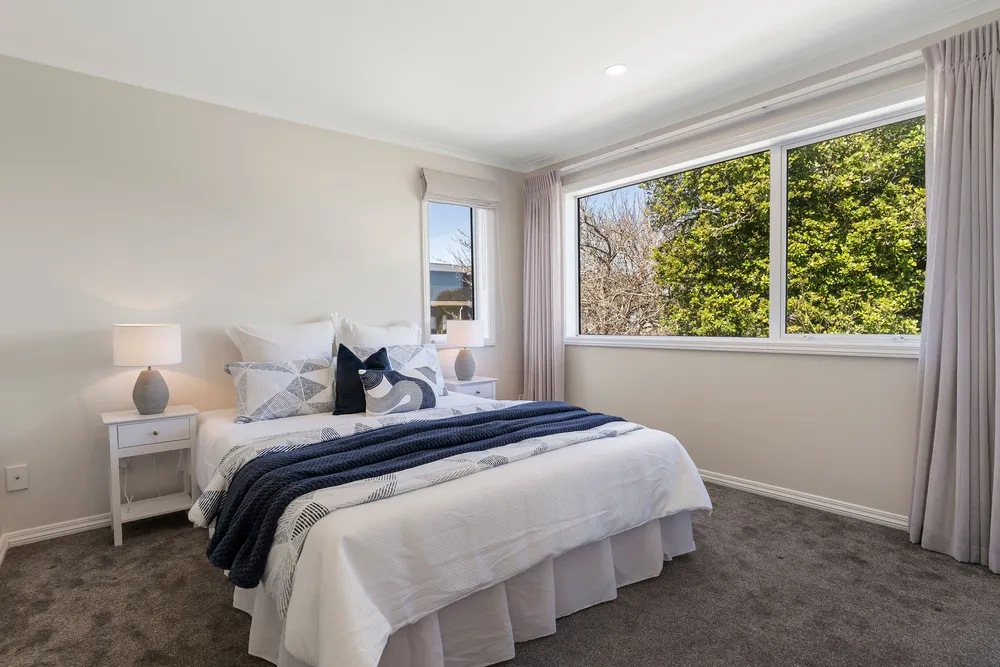 Photos of 1158C New North Road