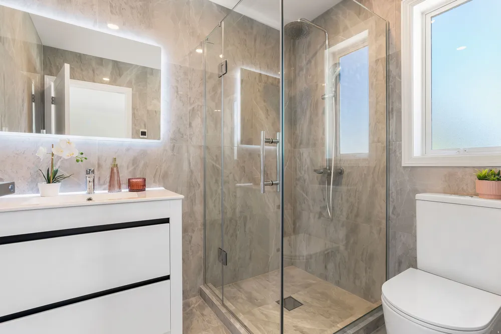 Photos of 1158C New North Road