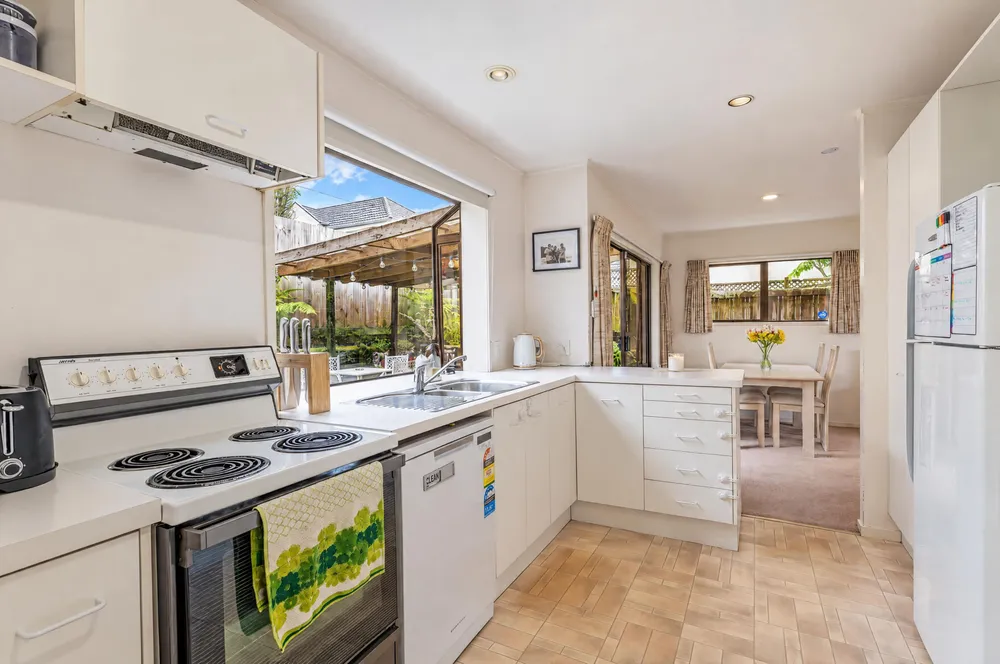 Photos of 21A Horotutu Road