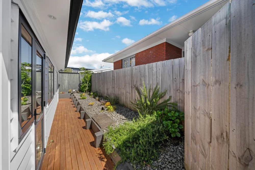 Photos of 6C Gorrie Avenue