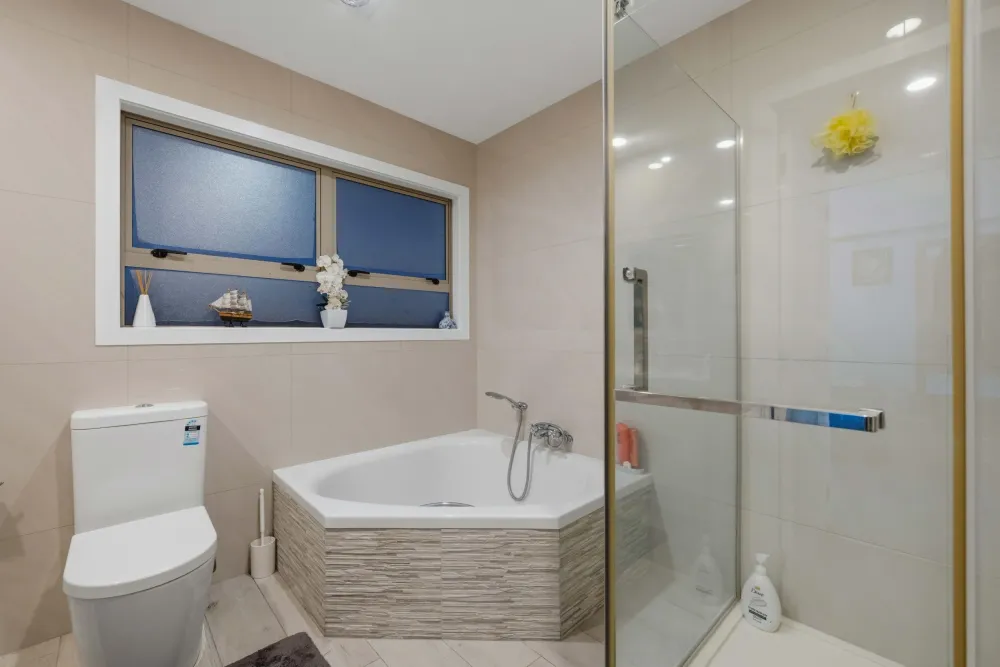 Photos of 160 Jamieson Road