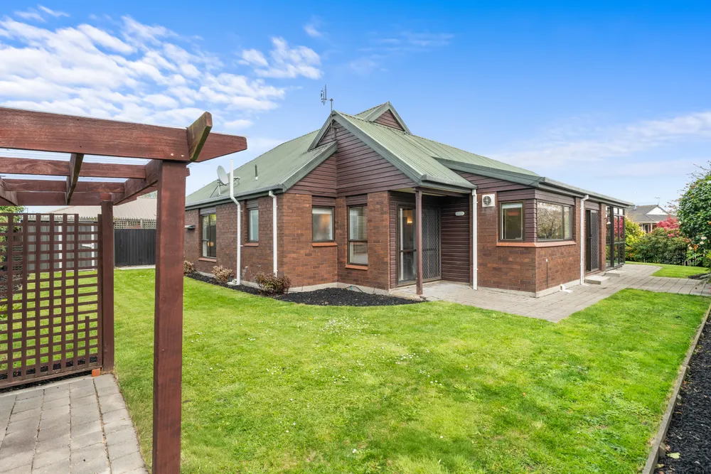 Photos of 6 Westgrove Avenue