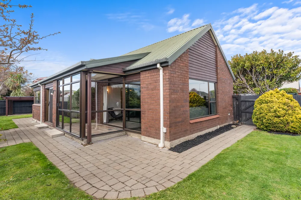 Photos of 6 Westgrove Avenue