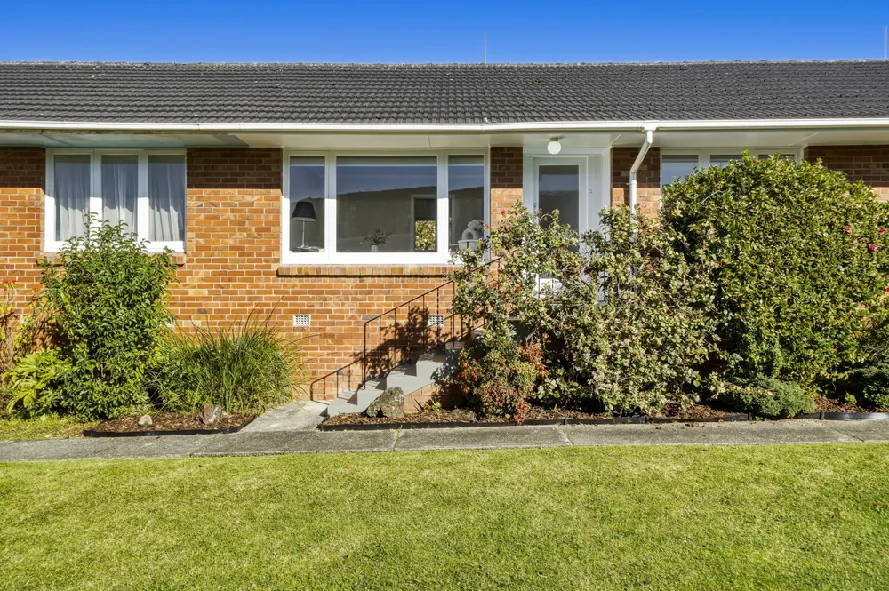 Photos of 2/17 Dominion Street