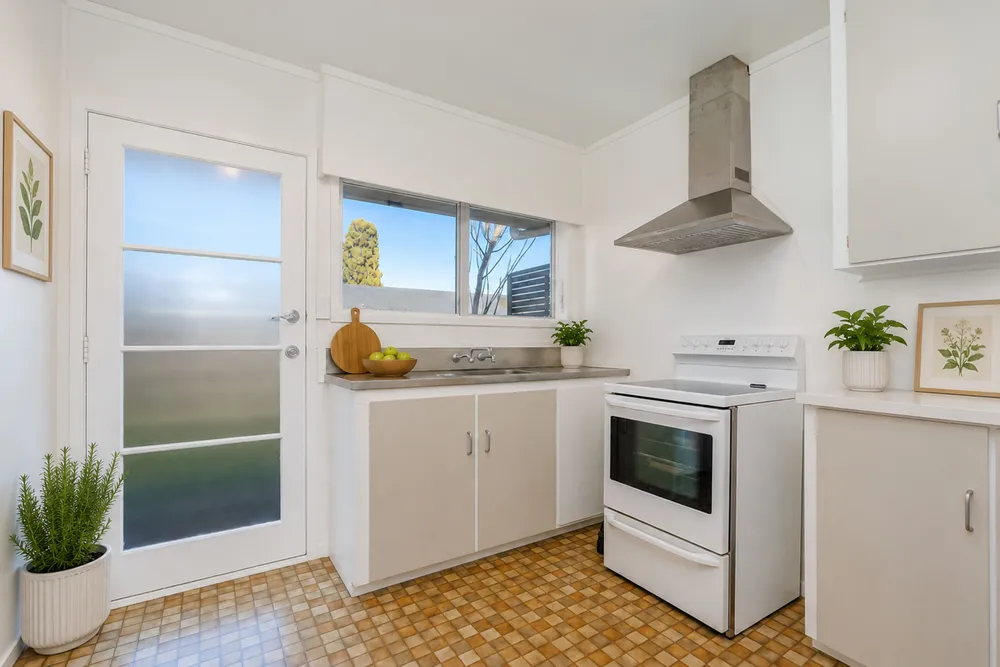 Photos of 2/50 Rutland Road