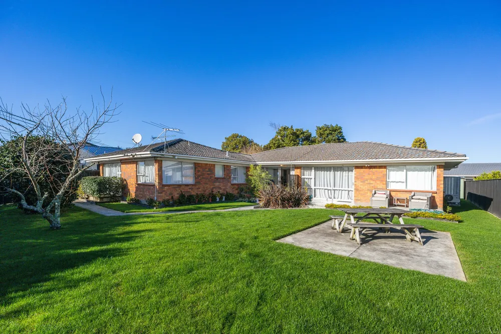 Photos of 2/50 Rutland Road