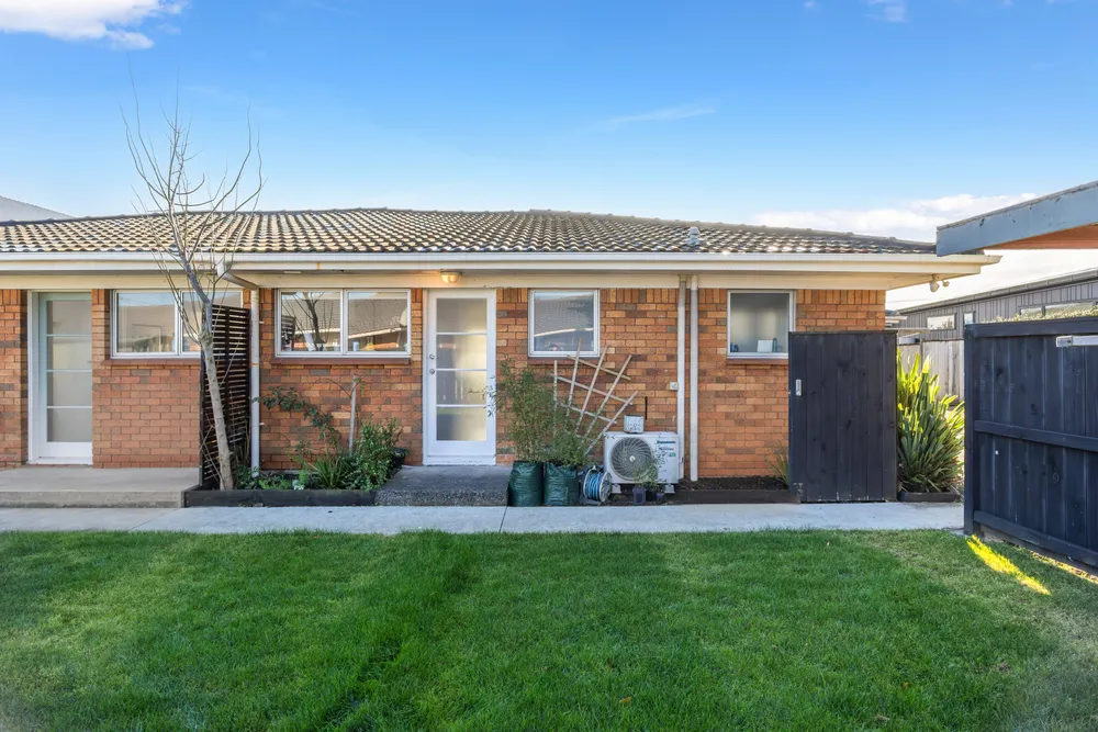 Photos of 2/50 Rutland Road
