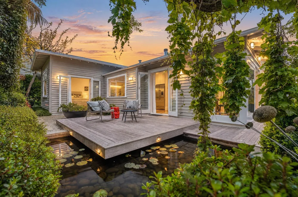 Photos of 9 Hona Avenue