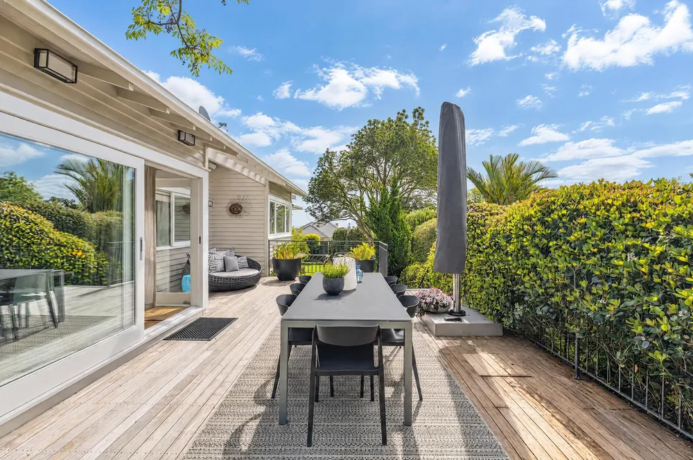Photos of 9 Hona Avenue