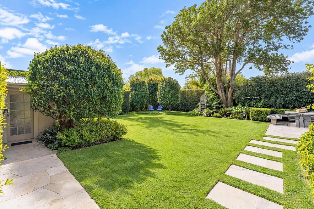 Photos of 9 Hona Avenue