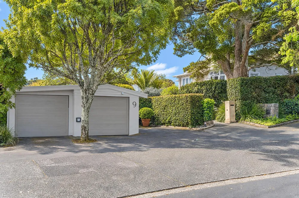 Photos of 9 Hona Avenue