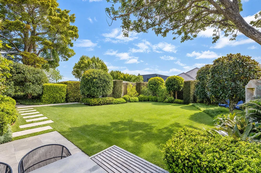 Photos of 9 Hona Avenue