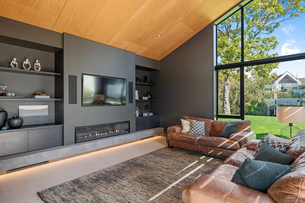 Photos of 21A Hamilton Avenue