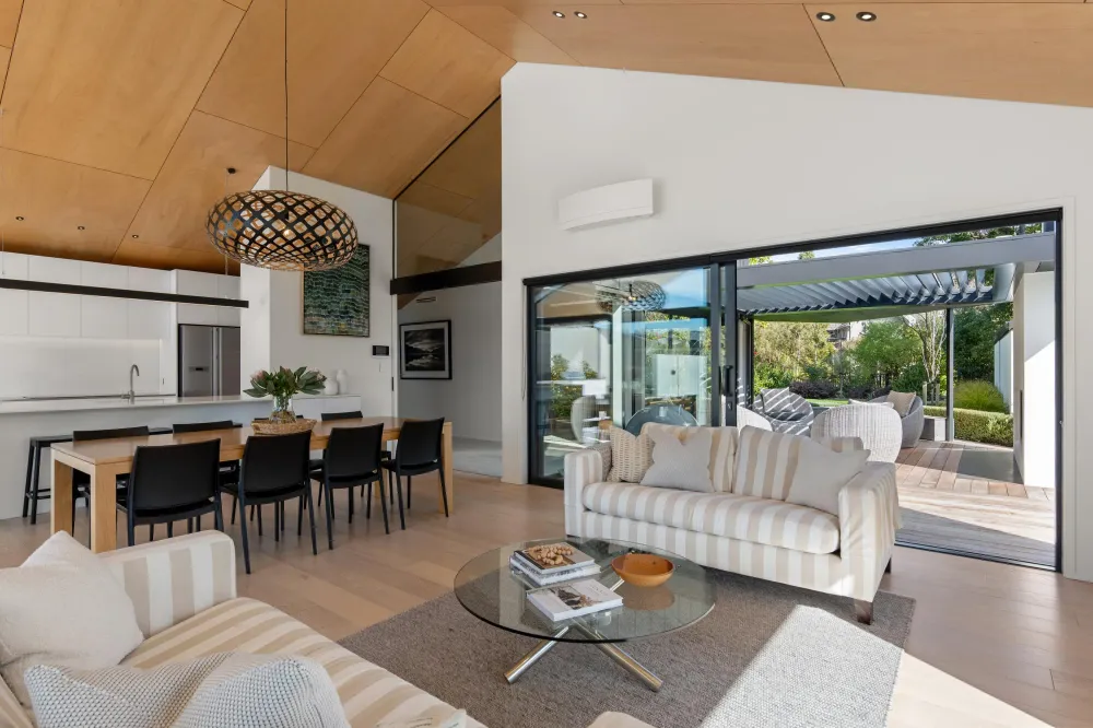 Photos of 21A Hamilton Avenue