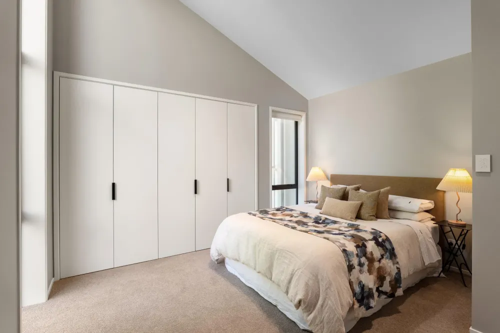 Photos of 21A Hamilton Avenue