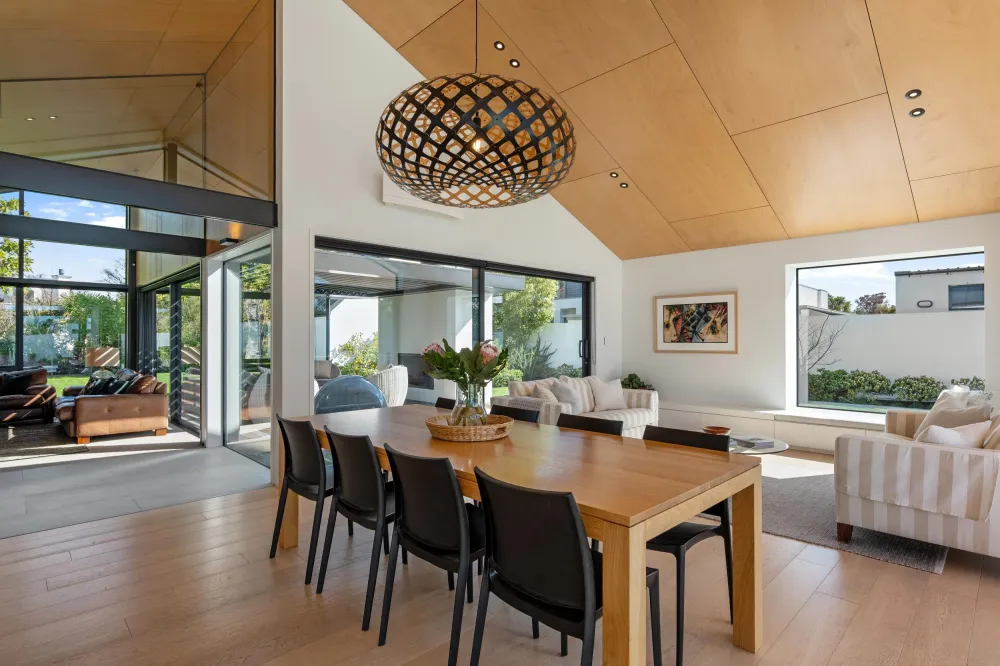 Photos of 21A Hamilton Avenue