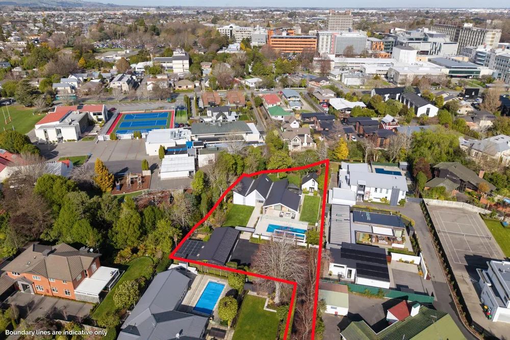 Photos of 21A Hamilton Avenue