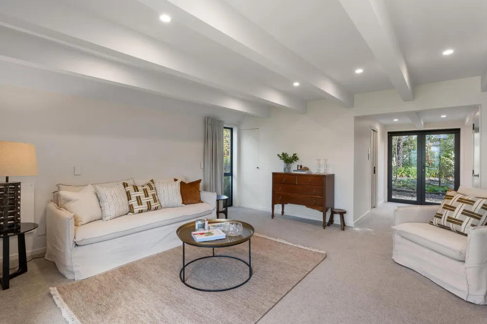Photos of 21A Hamilton Avenue