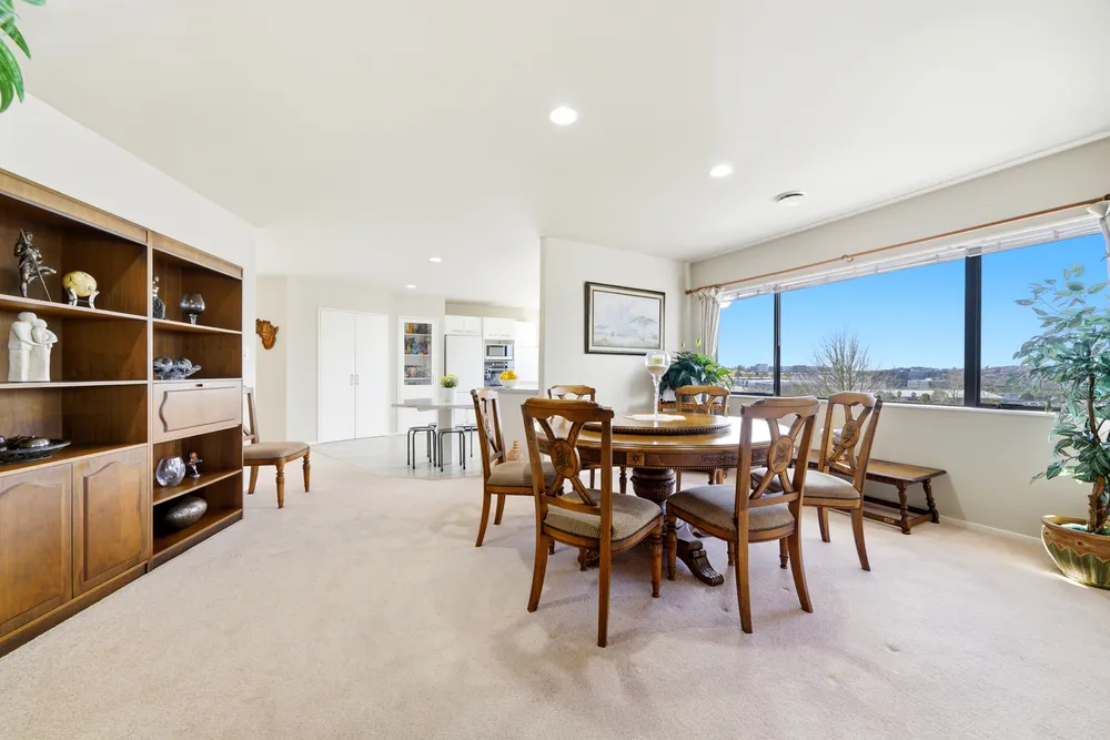 Photos of 11 Pigeonwood Lane