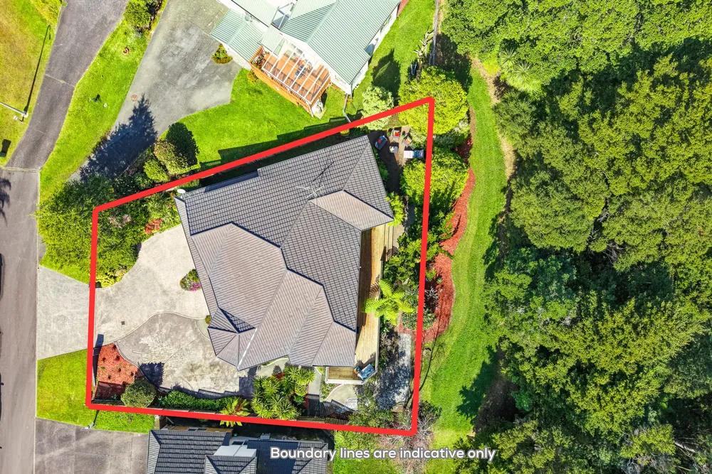 Photos of 11 Pigeonwood Lane