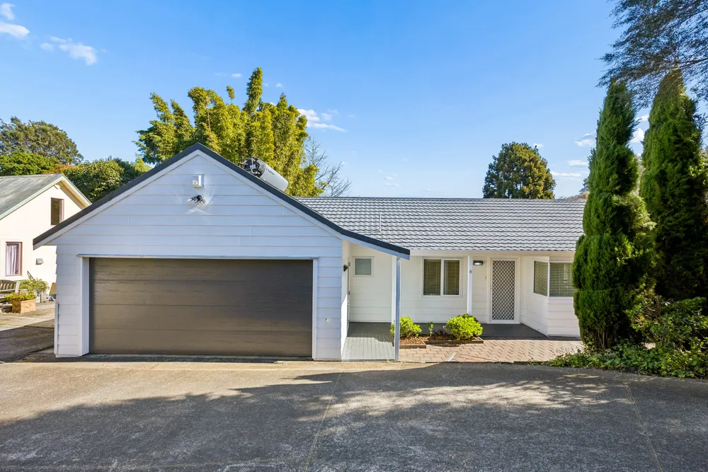 Photos of 20B Queenstown Road