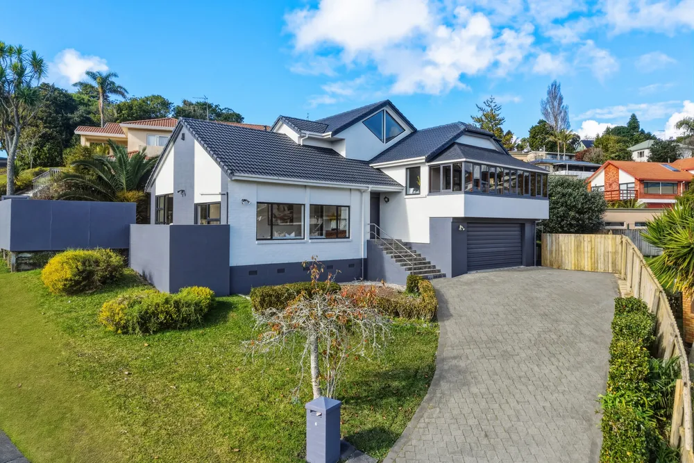 Photos of 6 Tenbless Court