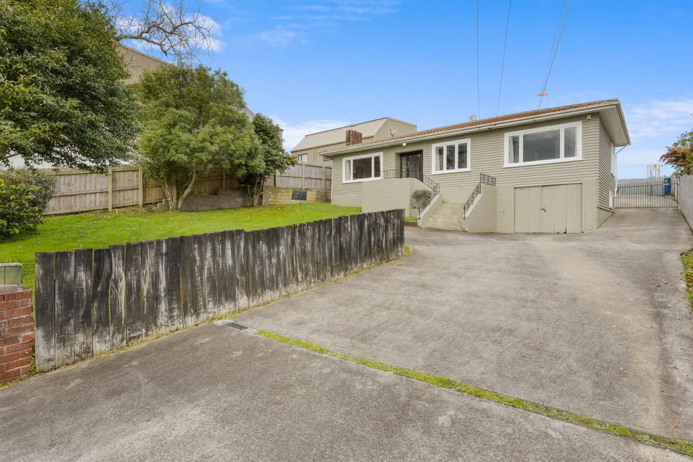 Photos of 9A Ryburn Road