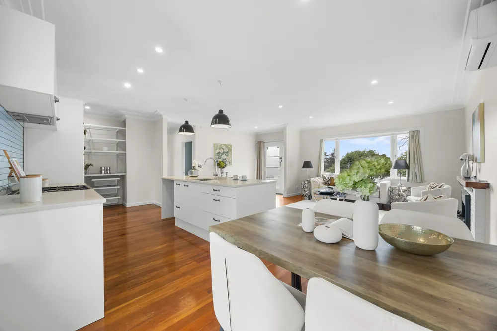 Photos of 9A Ryburn Road