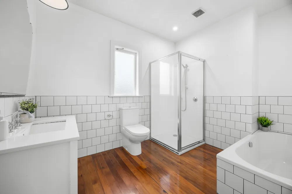 Photos of 9A Ryburn Road