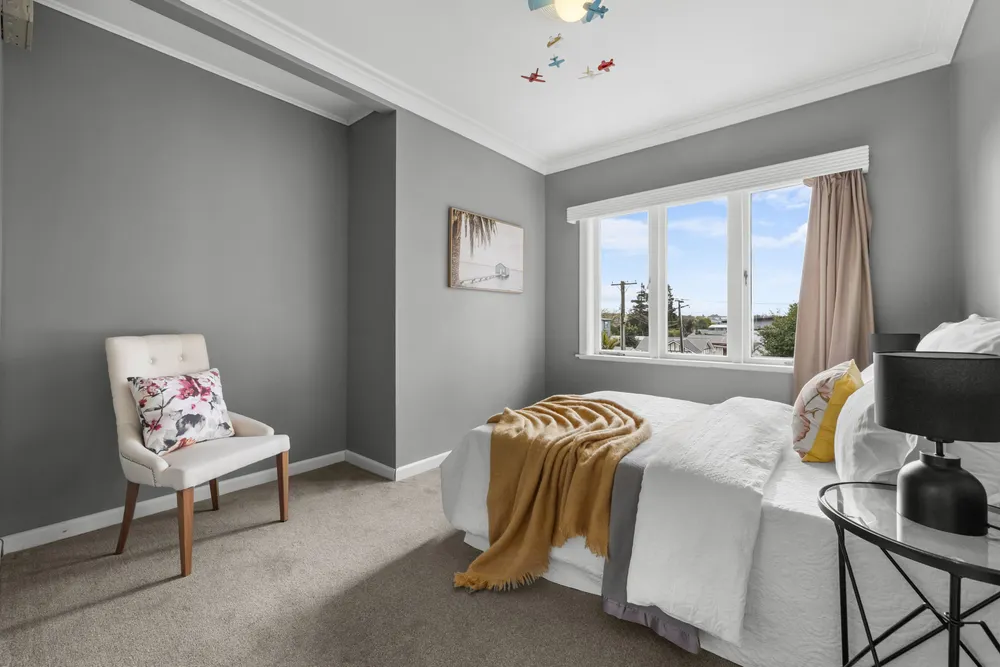 Photos of 9A Ryburn Road